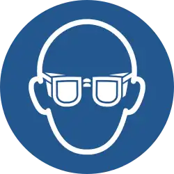 M004: Augenschutz benutzen