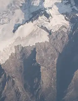 Tschingelhoren mit Üsser und Inner Talgletscher und der Chrindelspitza (unten im Foto)