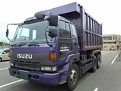 Isuzu 810