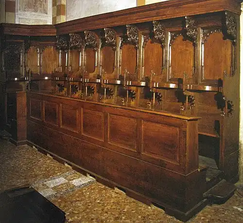 Der Chor der Kirche wurde zwischen 1476 und den ersten Jahren des 16. Jahrhunderts errichtet.