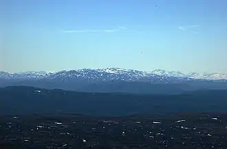 Ilfjellet von Kråkfjellet aus gesehen.