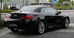 G37 Cabriolet mit geschlossenem Dach