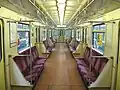 Innenraum eines Mittelwagens der Baureihe 81-717/714