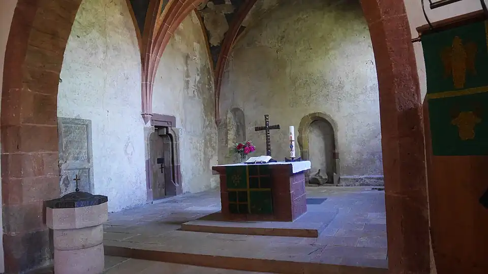 Innenansicht; Blick zum Chor