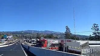 Vulkan Irazú Südansicht von Cartago aus