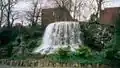 Der Wasserfall in Iveagh Gardens