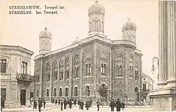 Synagoge in Stanisławów, heute Iwano-Frankiwsk, eingeweiht 1899; Postkarte ca. 1910[15]