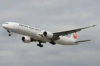 Boeing 777-300ER der JAL in der Farbgebung seit 2011