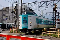 Kuroshio-Schnellzug in Nachi-Katsuura