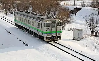 Regionalzug zwischen Kuriyama und Kurioka