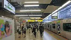 Bahnsteig 2 (Yamanote-Linie)