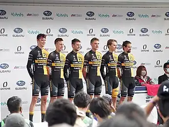 Mannschaftsfoto Pogi Team Gusto Ljubljana