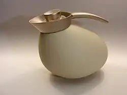 Maria Berntsens Thermoskanne „Quack“