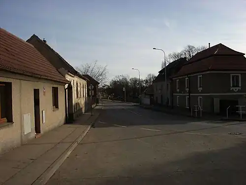 Blick vom Schloss entlang der Hauptstraße