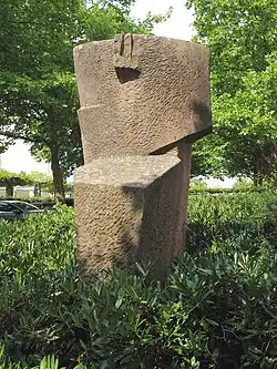 Sitzende Figur (1989), Jockgrim