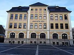 Johann Nestroy Schule