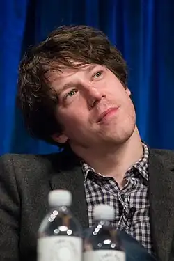 John Gallagher Jr. den Protagonisten des Films.