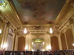 Ein repräsentativer Saal