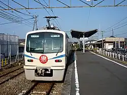 Triebzug der Baureihe 7000 in Yoshii