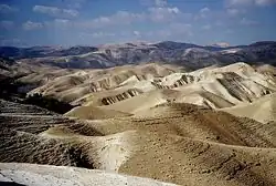 El-Bariyah, Wildnis mit Klöstern