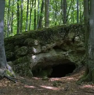 Eingang der Jungfernhöhle