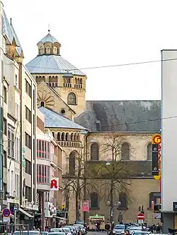 St. Aposteln in Köln, Südansicht mit Ostkuppel und deren Laterne