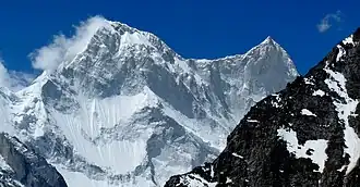 Die Gipfel des Kalanka und Changbang, vom Bagini-Gletscher aus gesehen