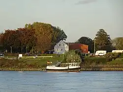 Fähre Inseltreue vor Grietherort