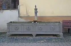 Kaltenholzhausen, Brunnen gegenüber Kirberger Straße 15–17