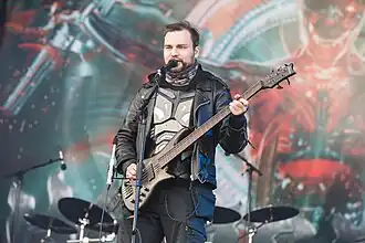 Sänger und Bassist Martin Simon