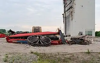 Überreste mit Seilscheibe