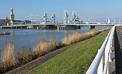 Brücke: de Stadsbrug