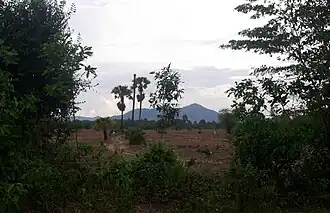 Das Elefantengebirge am Horizont von der Provinz Kampot aus betrachtet
