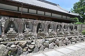 Zwölf buddhistische Heilige