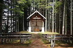 Kapelle im Wald am Arnisee Lage: 692094&nbsp;/&nbsp;18091646.7730555555568.6444444444444