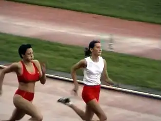 Als Fünfte ihres Rennens schied Jitka Bartoničková (rechts) im Vorlauf&nbsp;aus