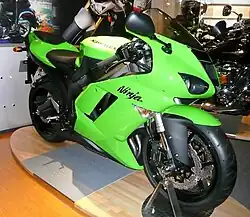Modell ZX600P von 2007 in lime-green