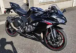 Modell ZX636G in schwarz