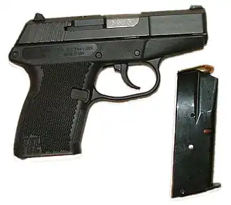 Kel-Tec P-11 mit Magazin