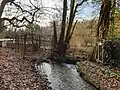 Nach links zweigte hier der Mühlkanal der Walkmühle ab