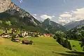 Blick ins Kiental mit Blüemlisalp