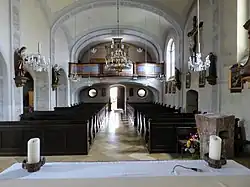 Langhaus zur Orgel