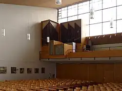 Kirche zur Heimat (1956), Blick zur Orgelempore