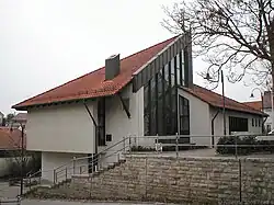 Evangelische Dietrich-Bonhoeffer-Kirche (erbaut 1985) in Heilbronn-Kirchhausen