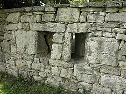 Kirchhofmauer mit Schießscharten in Milda