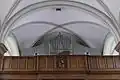 Orgel und Empore