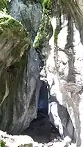 Die Klamm öffnet sich bei der weiteren Begehung
