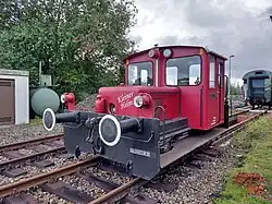 Kleinlok „Kleiner Helmut“ neben der Lokleitung