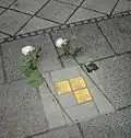 Stolpersteine vor Blumenthalstraße 23 in Erinnerung an Siegmund, Helene und Walter Klein
