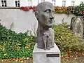Büste „Kleistkopf“ von Christiane Wartenberg im Garten des Museums „Kleisthaus“ in Frankfurt (Oder)